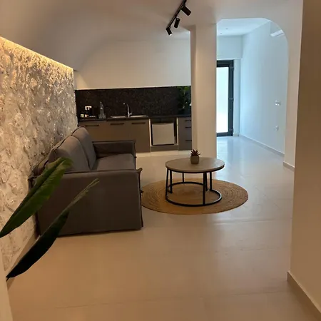 Hotel Onyx & Karterados (Santorini)