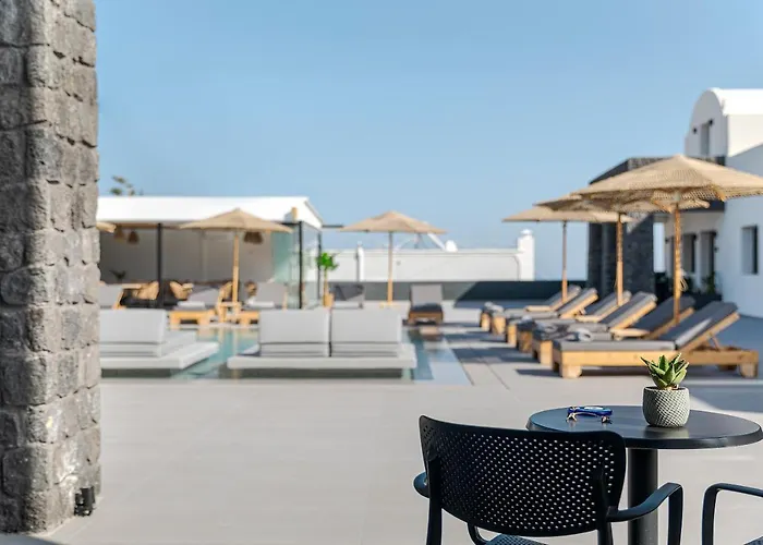 Hotel Onyx & Karterados (Santorini)