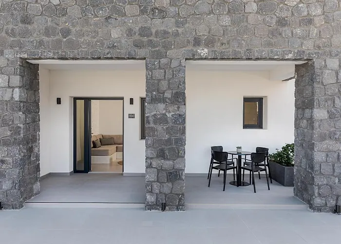 Hotel Onyx & Karterados (Santorini)