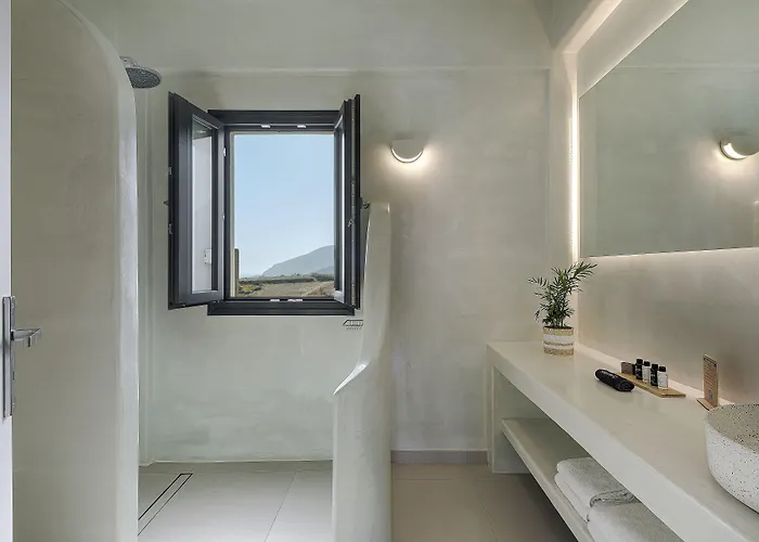 Onyx & Hotel Karterados (Santorini)