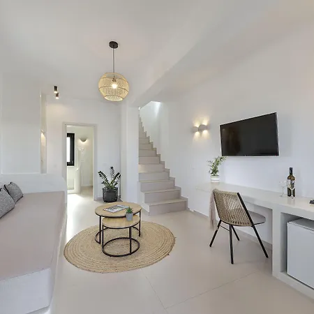 Onyx Hotel&suites Karterados (Santorini)