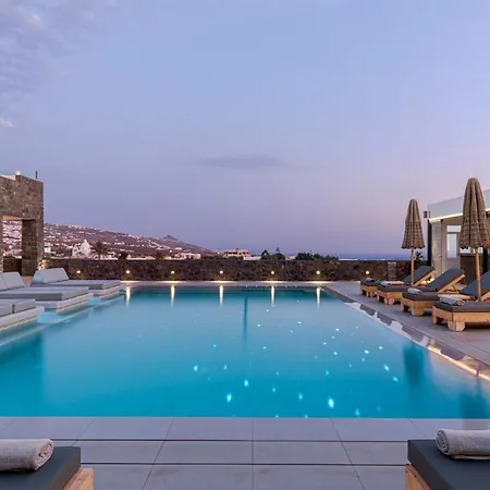 Onyx & Hotel Karterados (Santorini)