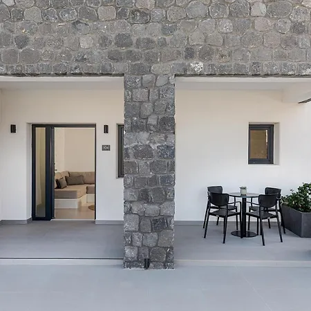 Hotel Onyx & Karterados (Santorini)