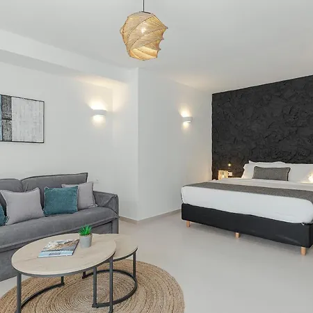 Onyx & Hotel 3*