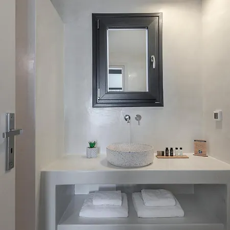 Onyx Hotel&suites 3* Karterados (Santorini)